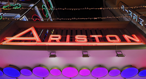 Sanremo 2026: La Sfida Entra nel Vivo tra Grandi Ritorni e Nuove Scommesse